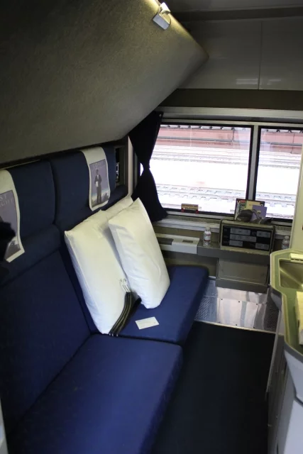 roomette vs. bedroom on amtrak. | trains & travel with jim
